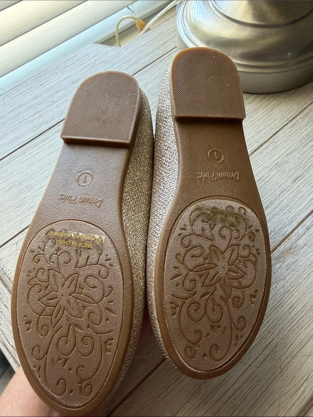 Girls Sparkle Ballet Flats - Gold size 1. Never worn